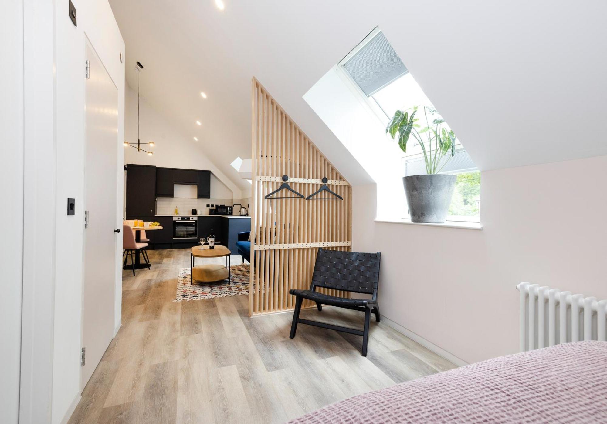 אדינבורו Charming Studios Near Holyrood Park & Calton Hill חדר תמונה