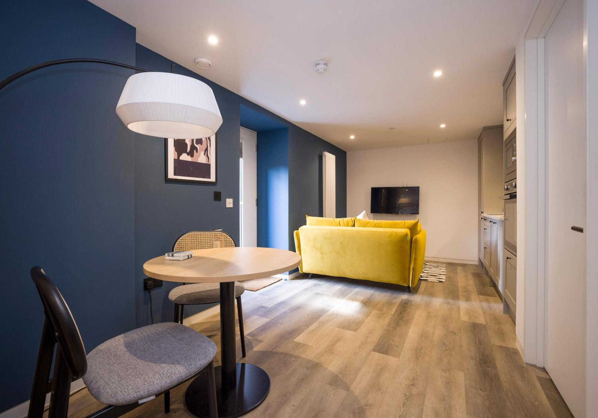 אדינבורו Charming Studios Near Holyrood Park & Calton Hill חדר תמונה