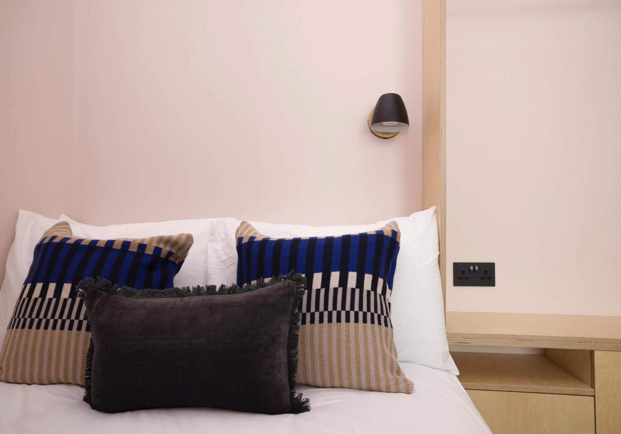 אדינבורו Charming Studios Near Holyrood Park & Calton Hill חדר תמונה