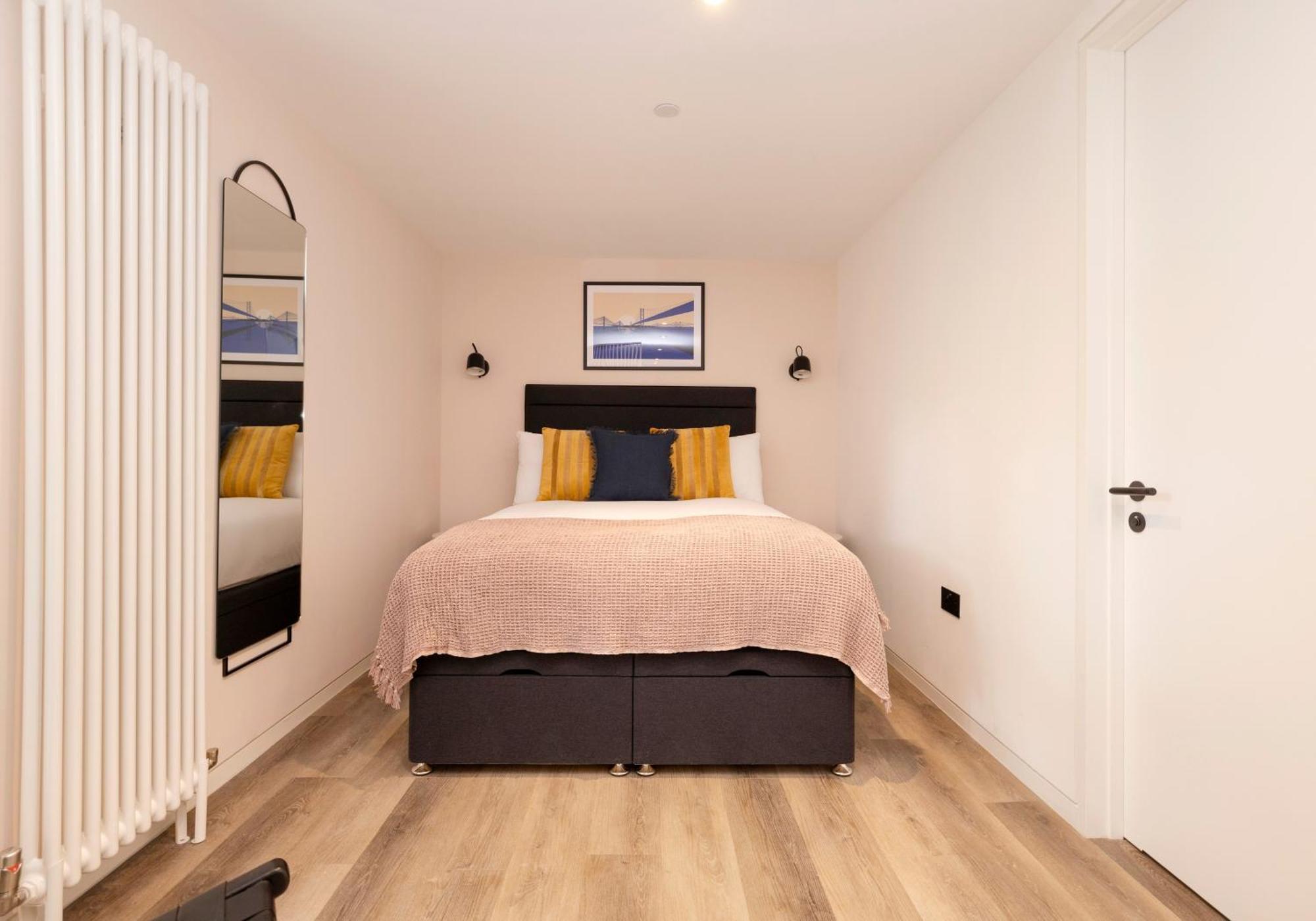 אדינבורו Charming Studios Near Holyrood Park & Calton Hill חדר תמונה
