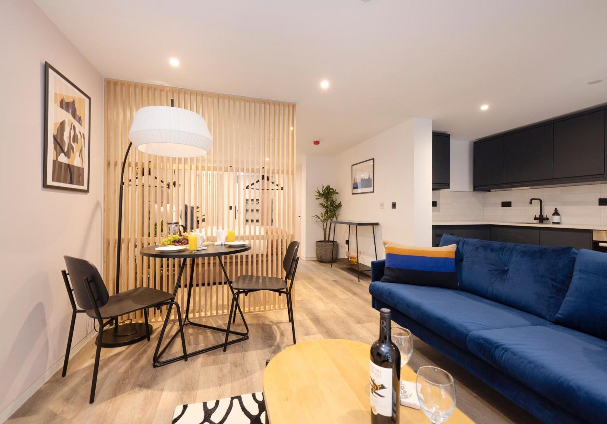 אדינבורו Charming Studios Near Holyrood Park & Calton Hill חדר תמונה